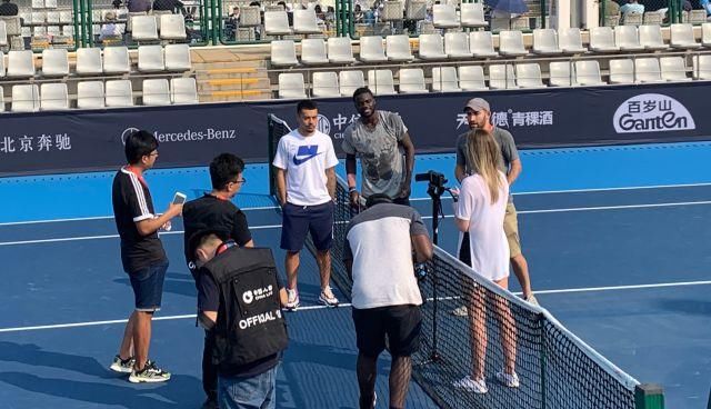 在快船效力 在快船效力