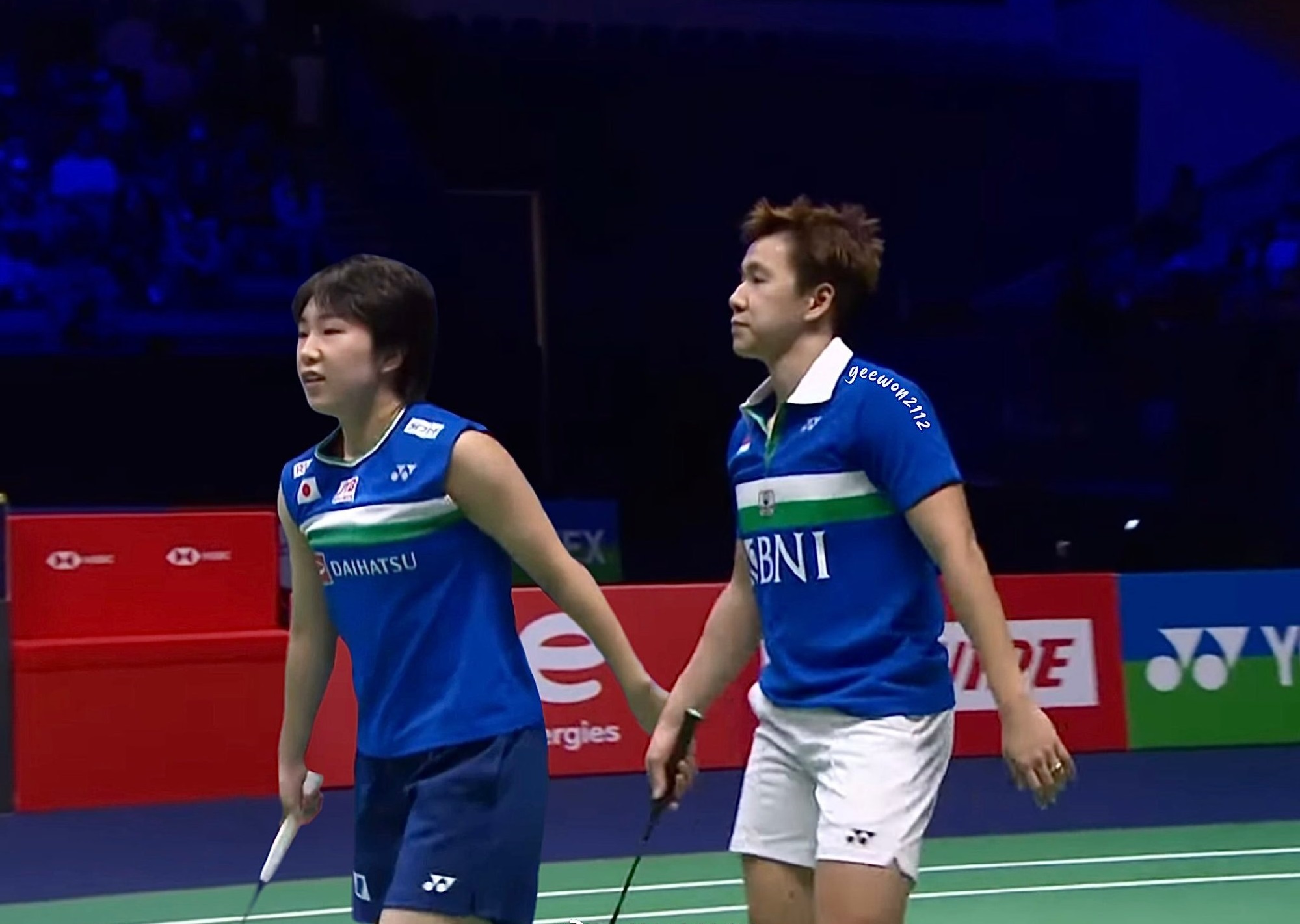 照钢铁女排 照钢铁女排