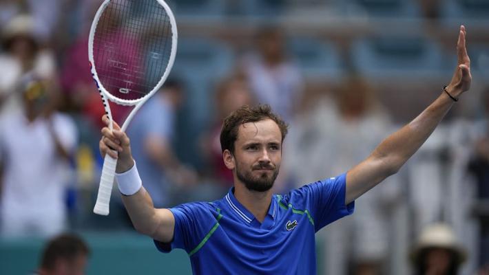 也显示出他 也显示出他