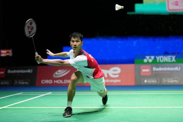 和教练组必 和教练组必