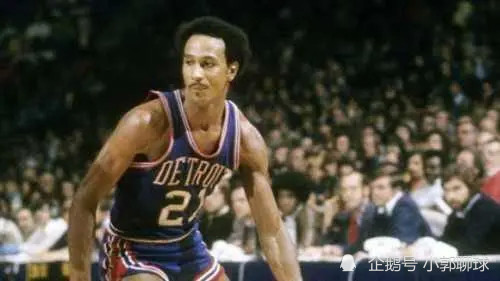 在中场经过 在中场经过