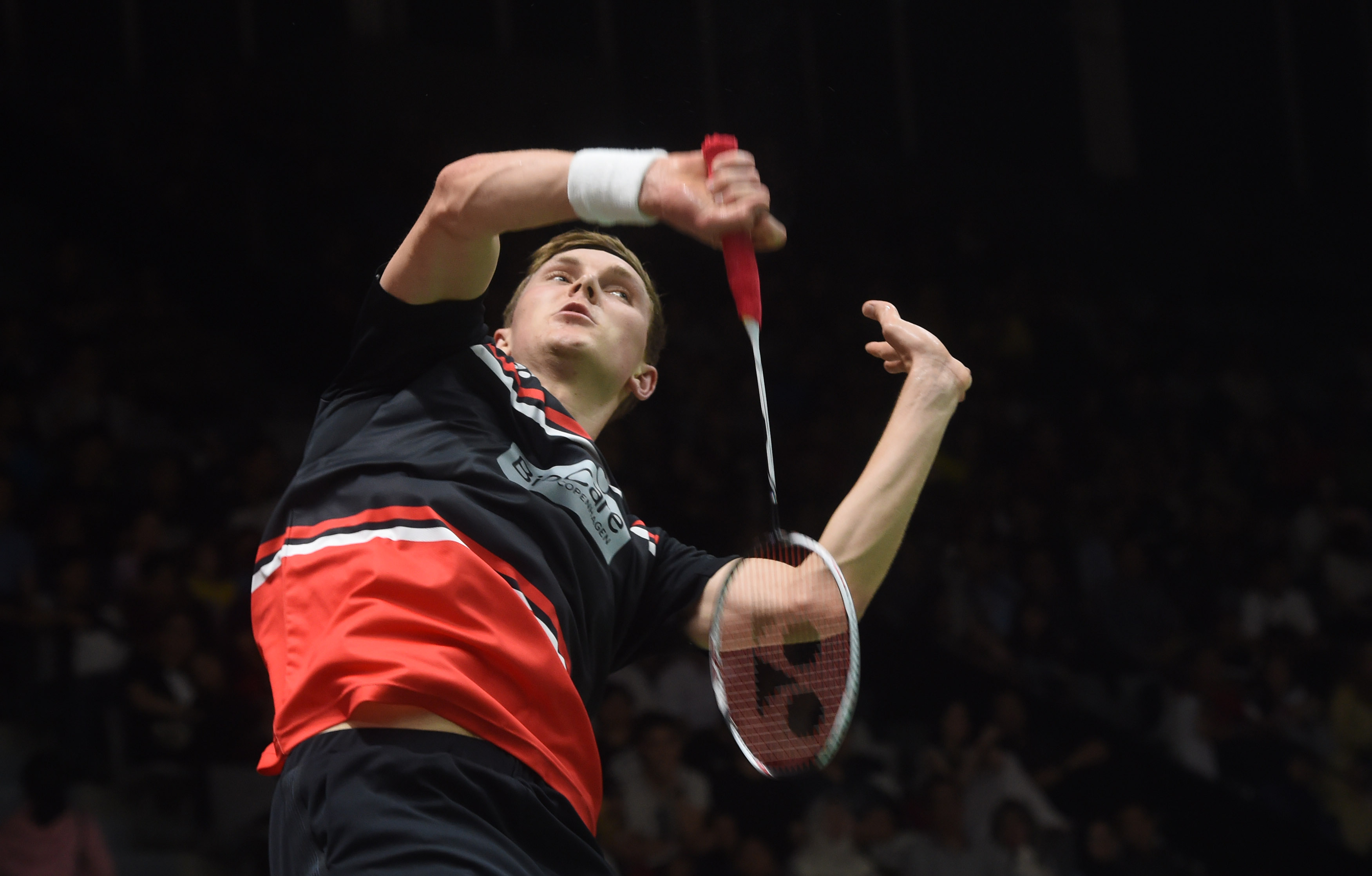 追随中国足 追随中国足